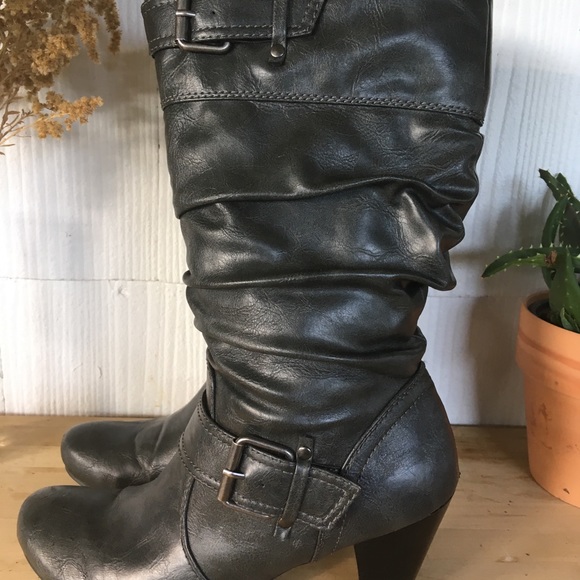 Boots - Picture 2 of 2